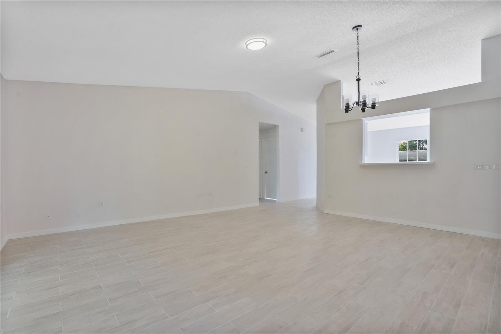 DELTONA LAKES UNIT 66 - Residential Lease