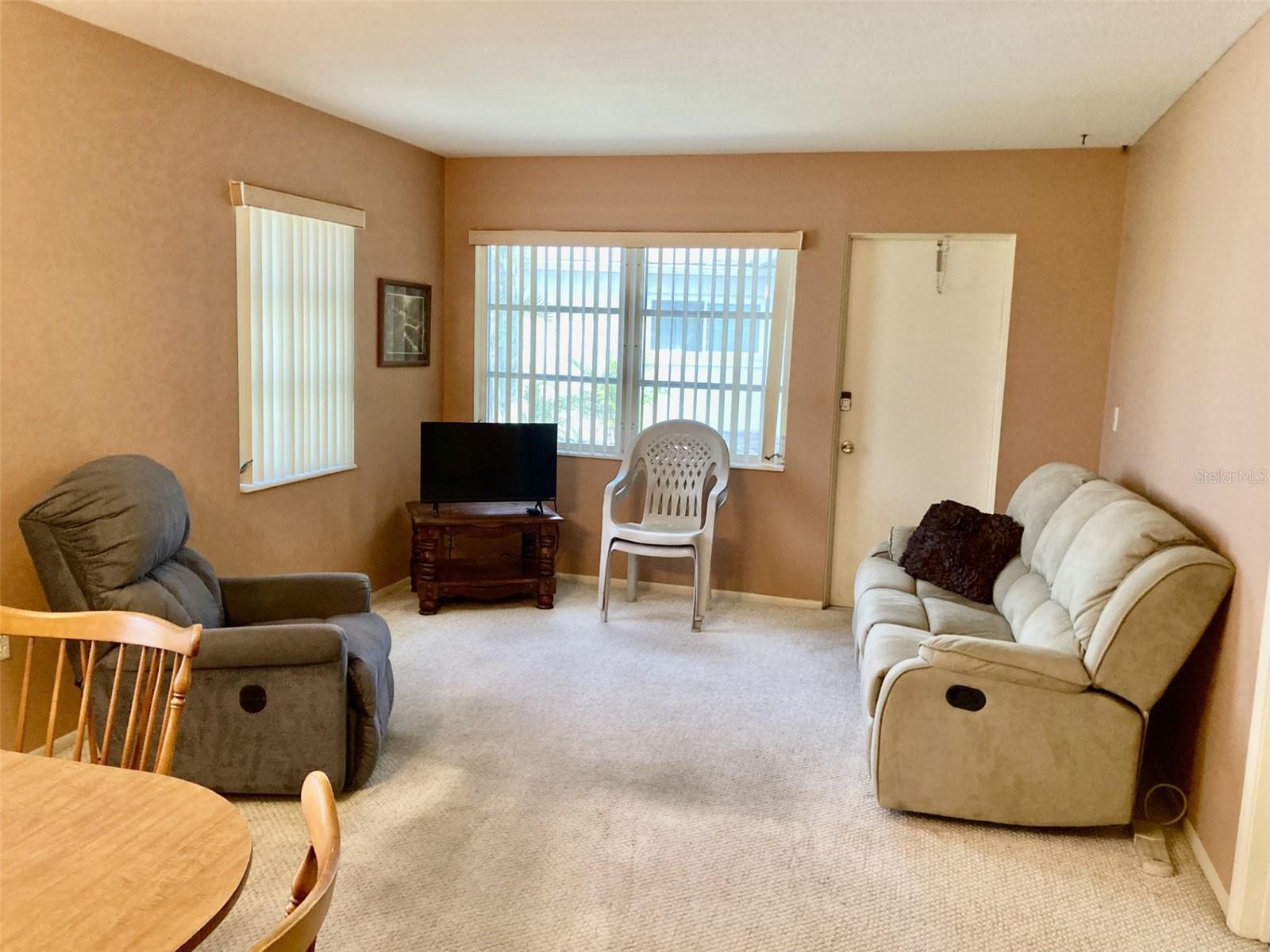 6110 CORAL WAY