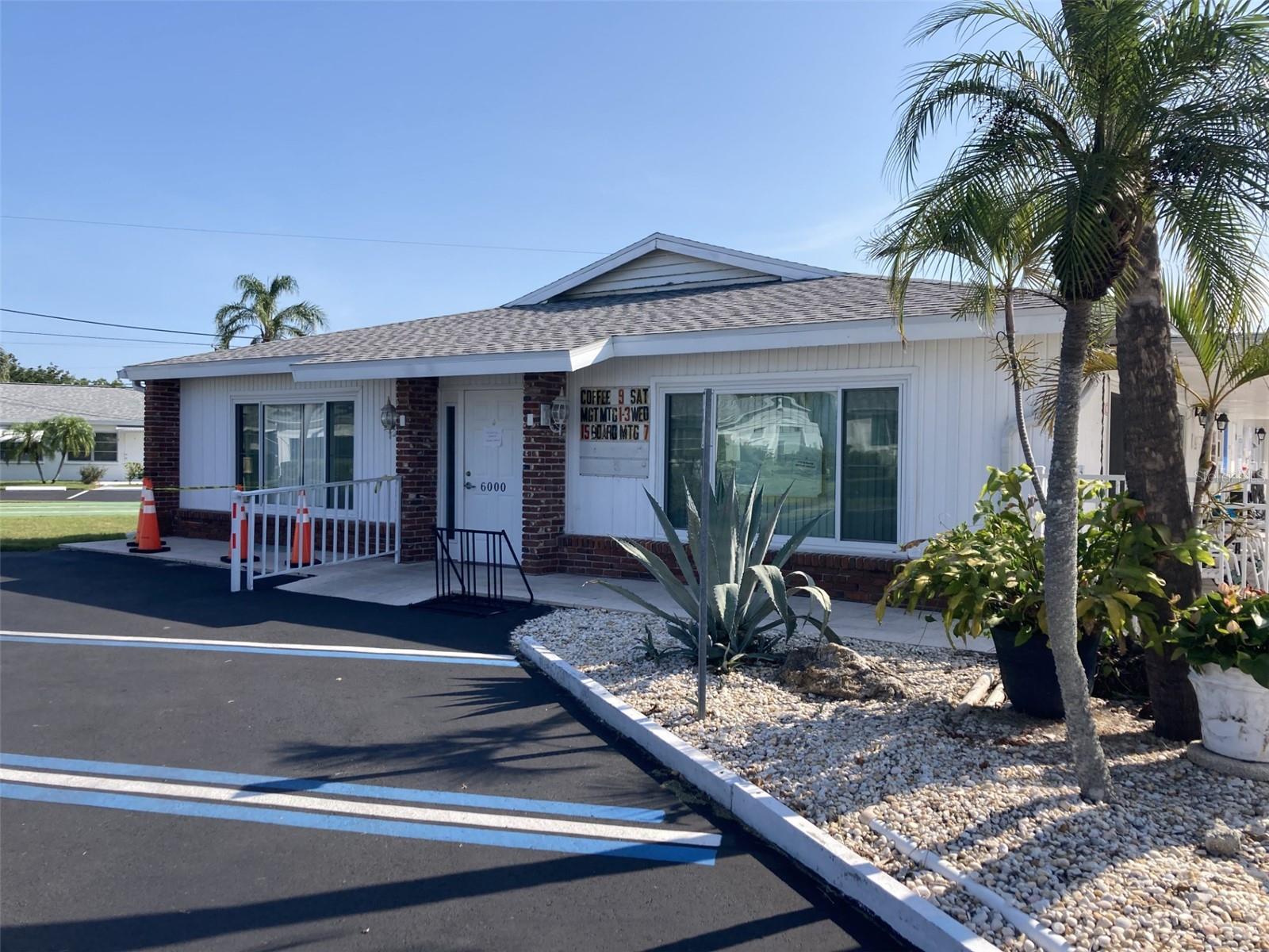 PARKWAY VILLAS - Residential