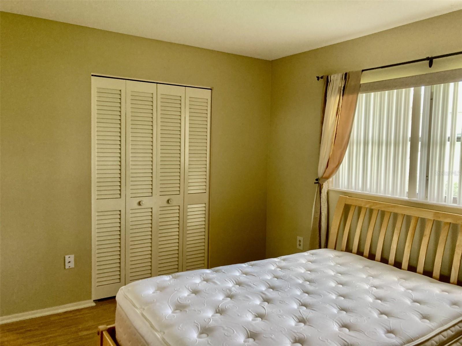 PARKWAY VILLAS - Residential