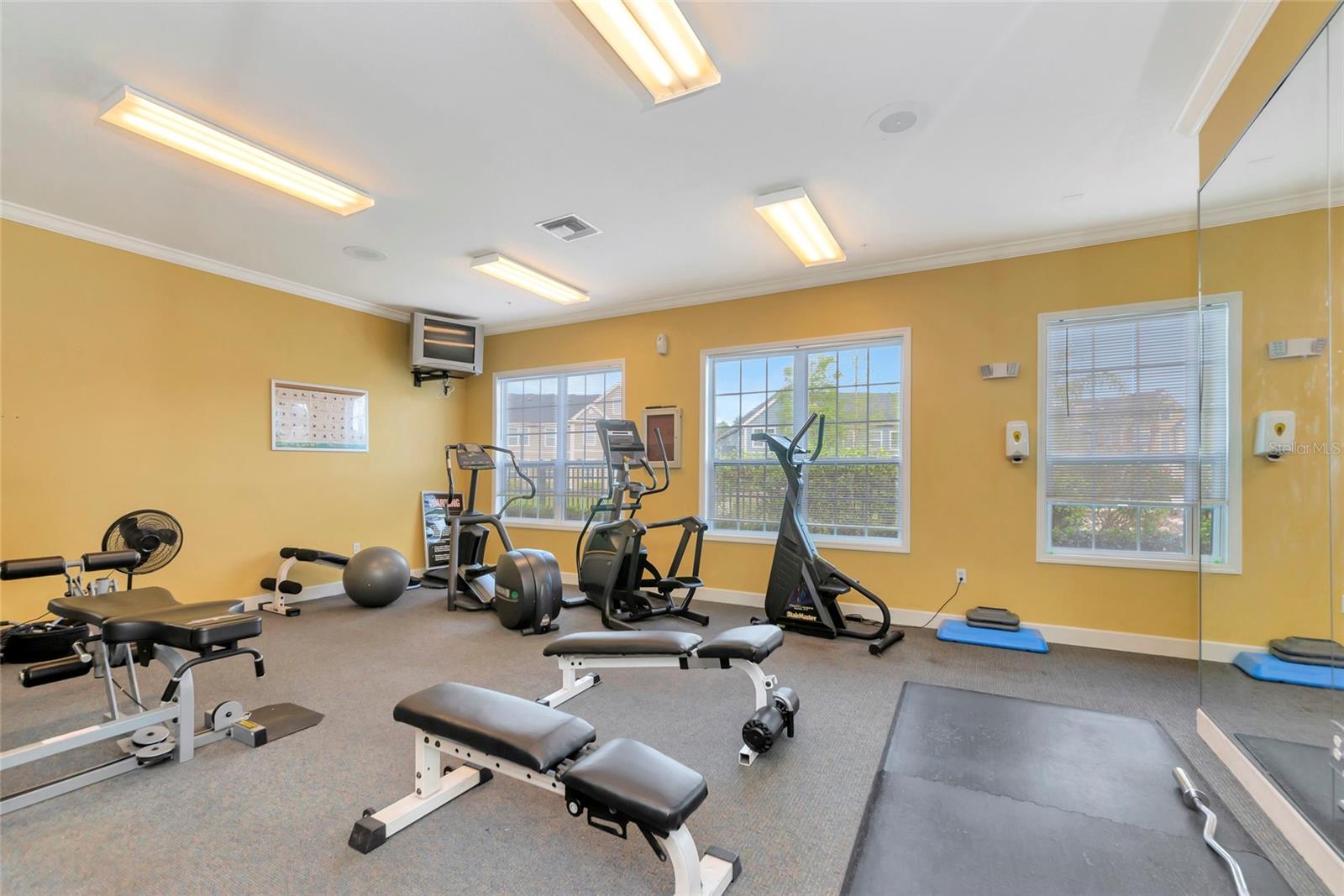 ADMIRALS WALK - Residential