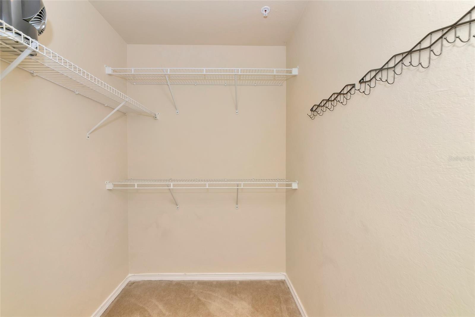 ADMIRALS WALK - Residential