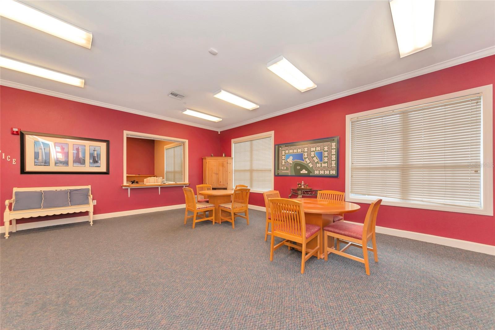 ADMIRALS WALK - Residential