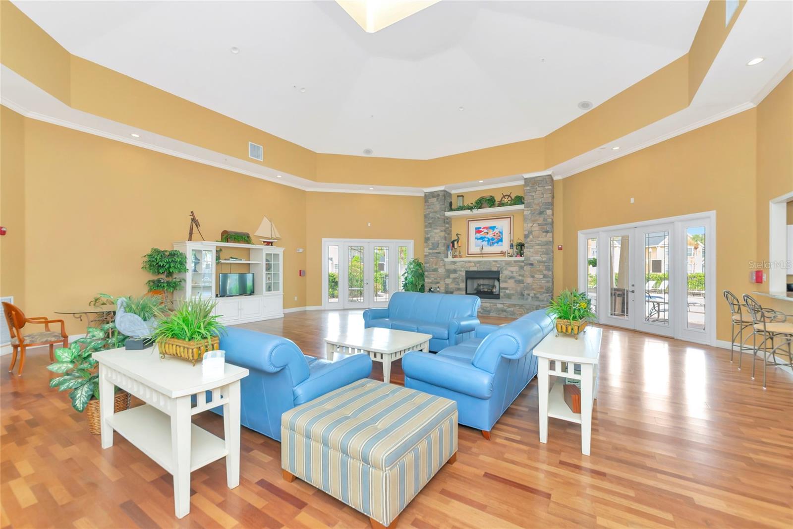 ADMIRALS WALK - Residential