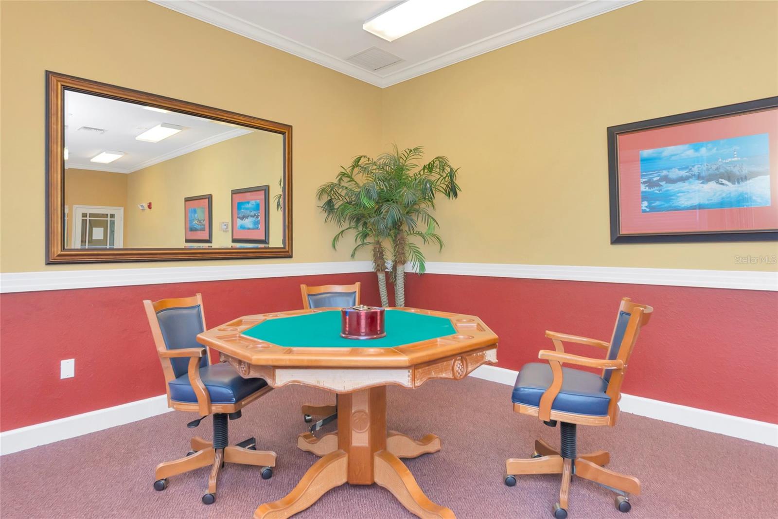 ADMIRALS WALK - Residential