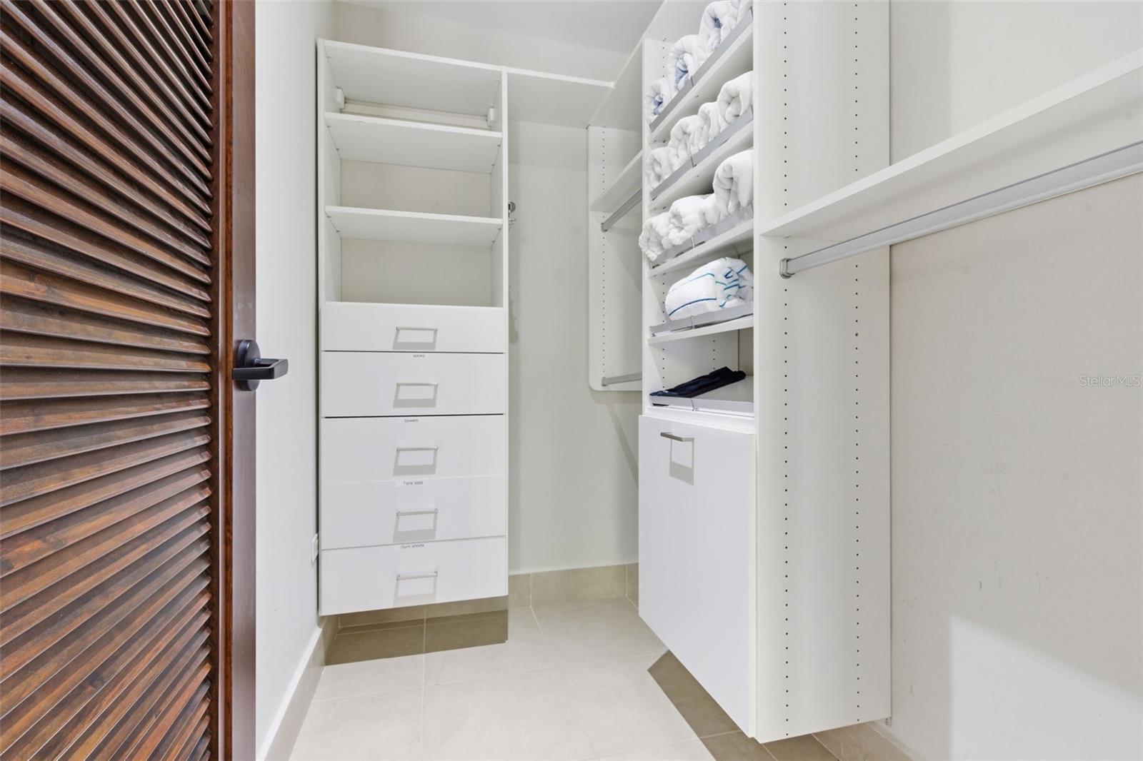 LAS VERANDAS BAHIA BEACH - Residential