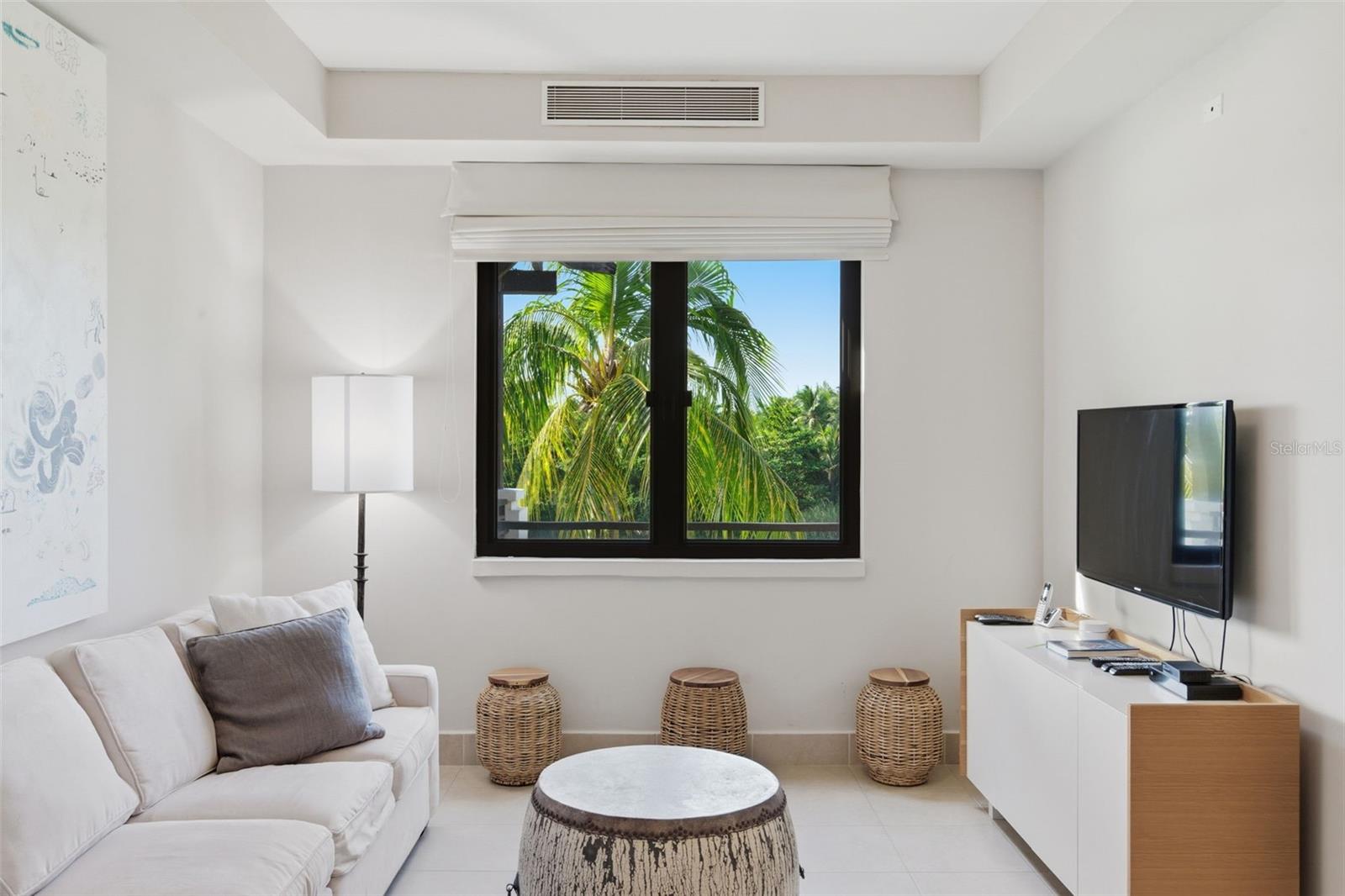 LAS VERANDAS BAHIA BEACH - Residential