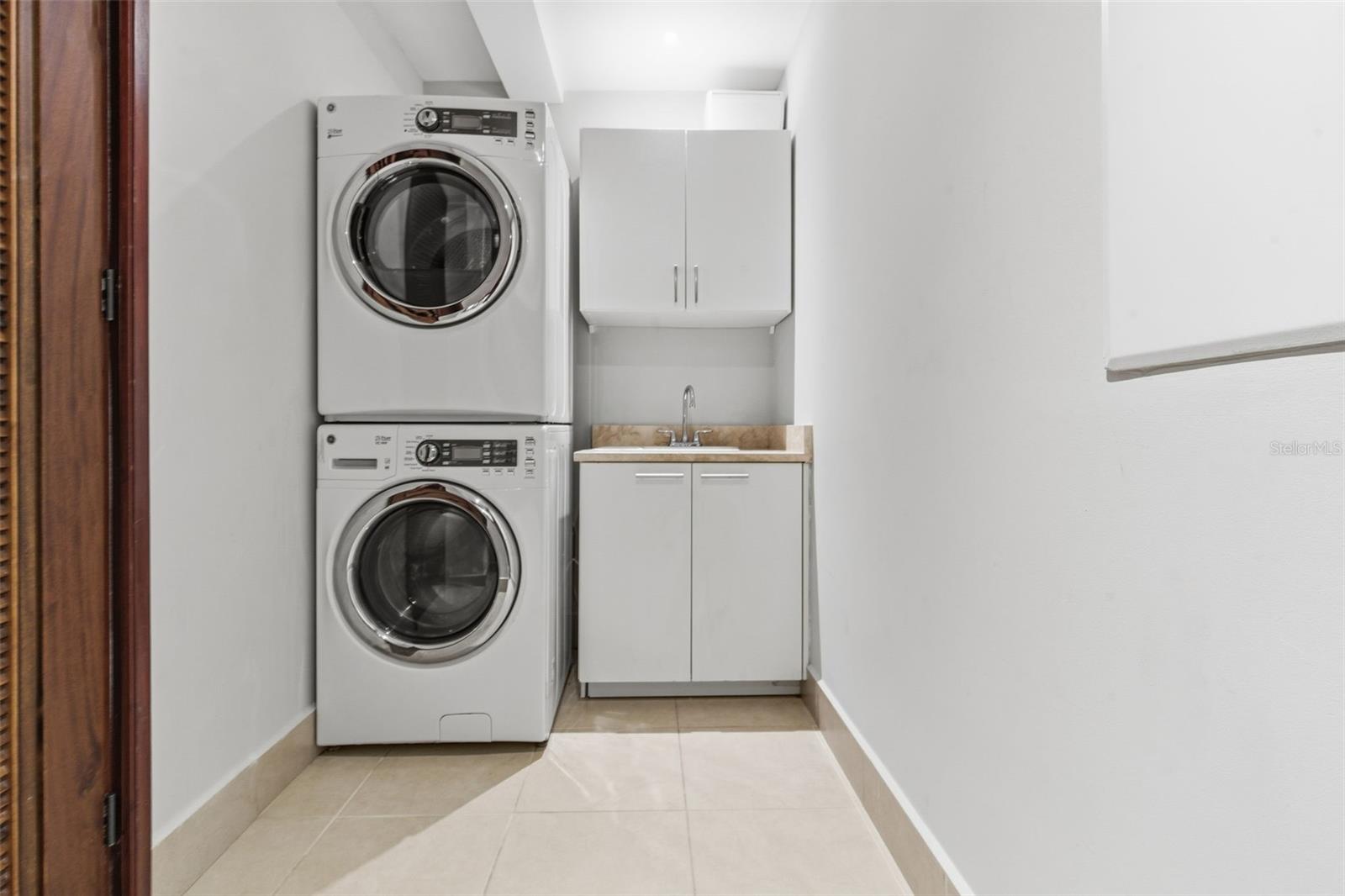 LAS VERANDAS BAHIA BEACH - Residential