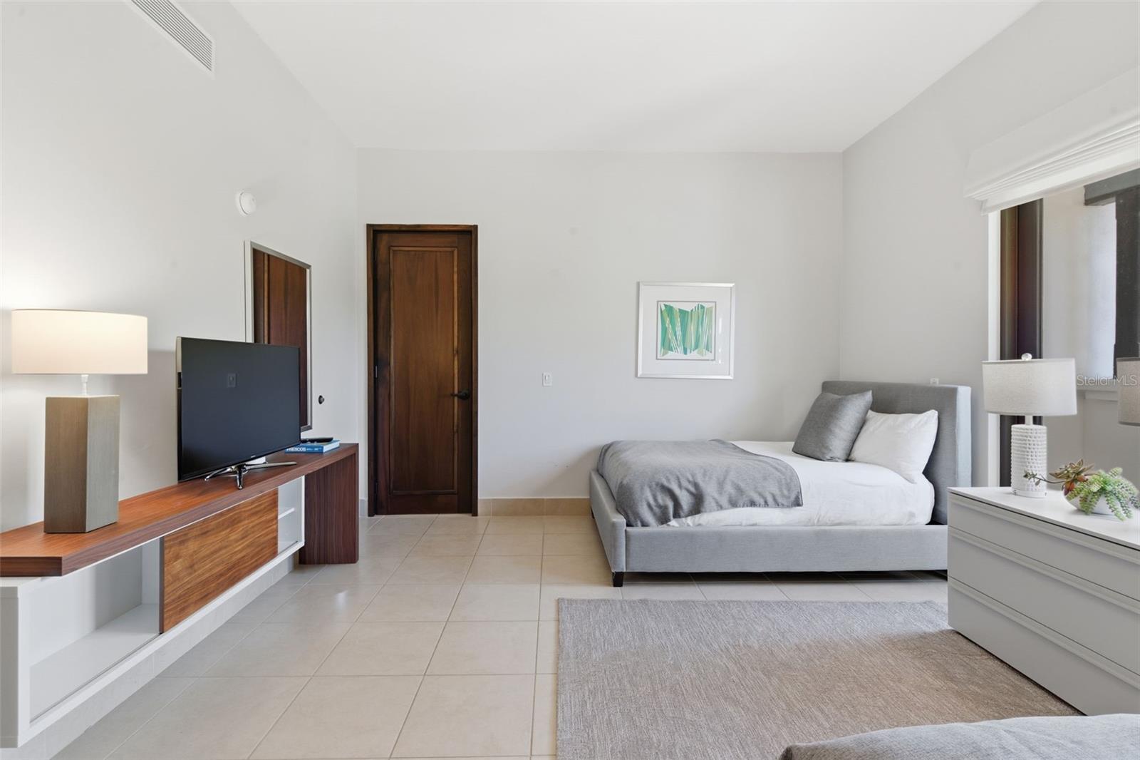 LAS VERANDAS BAHIA BEACH - Residential