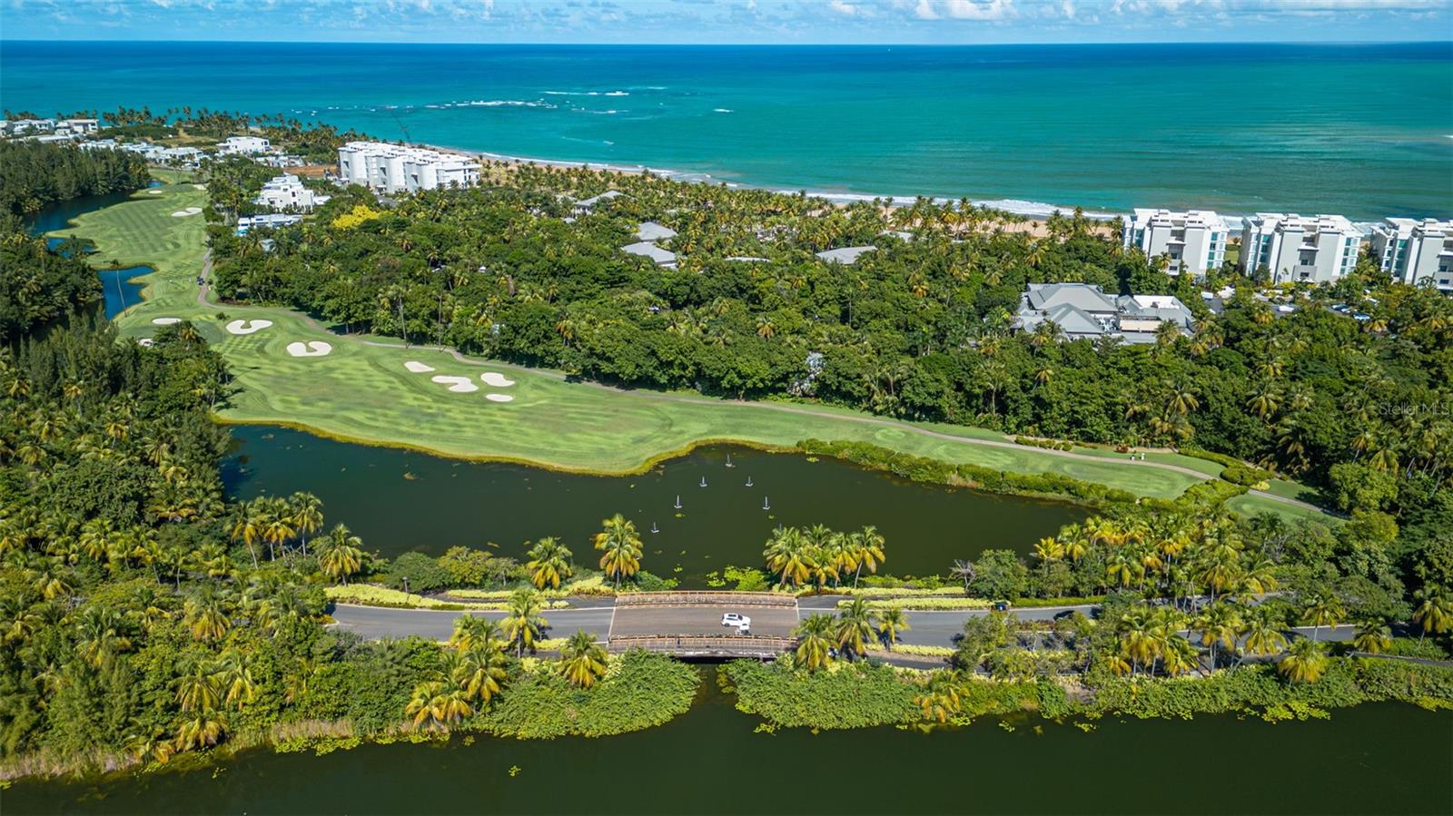 LAS VERANDAS BAHIA BEACH - Residential
