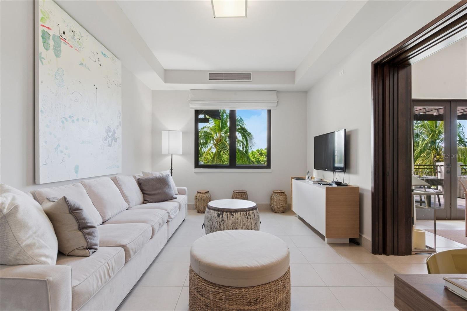 LAS VERANDAS BAHIA BEACH - Residential