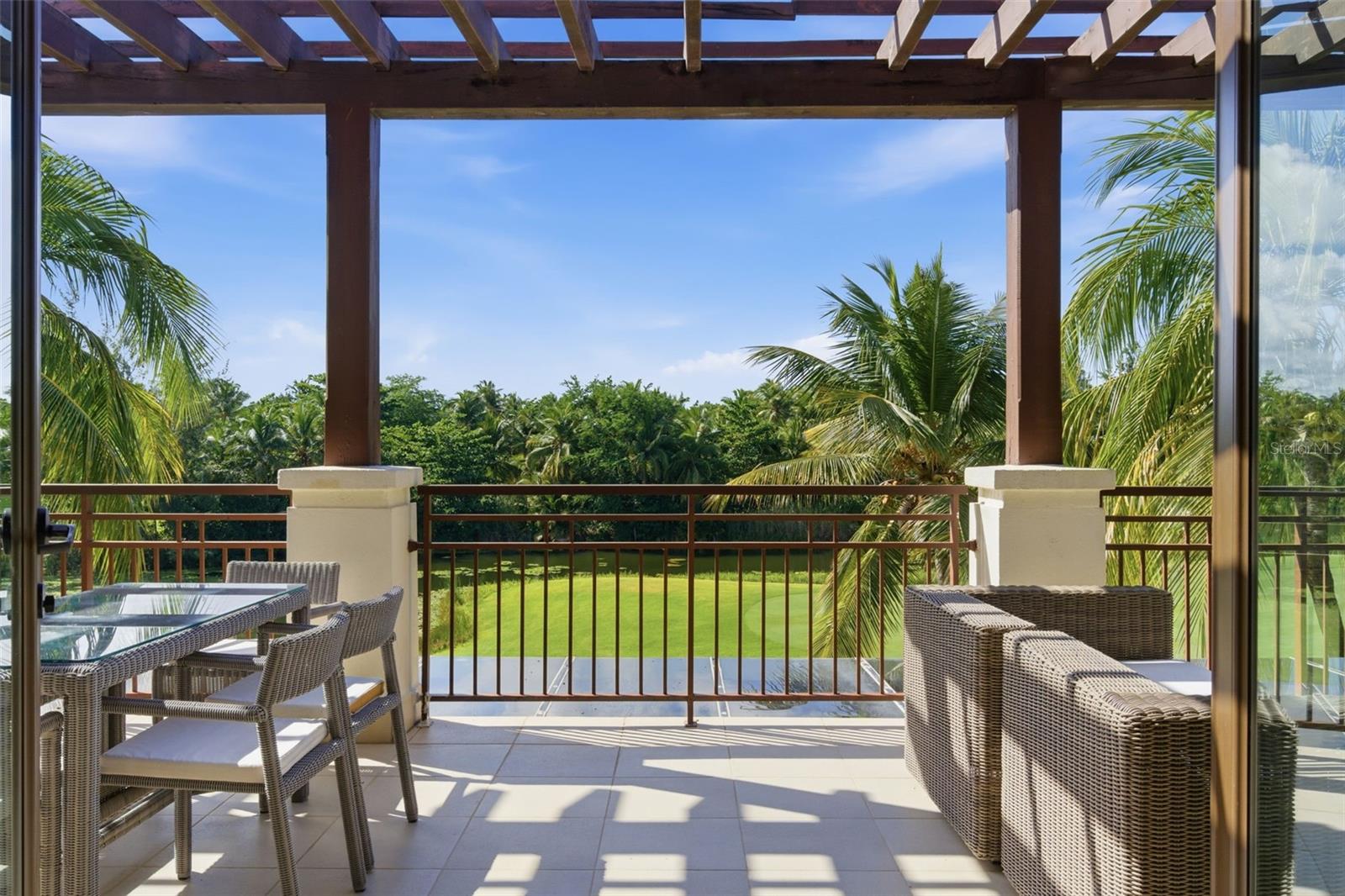 LAS VERANDAS BAHIA BEACH - Residential