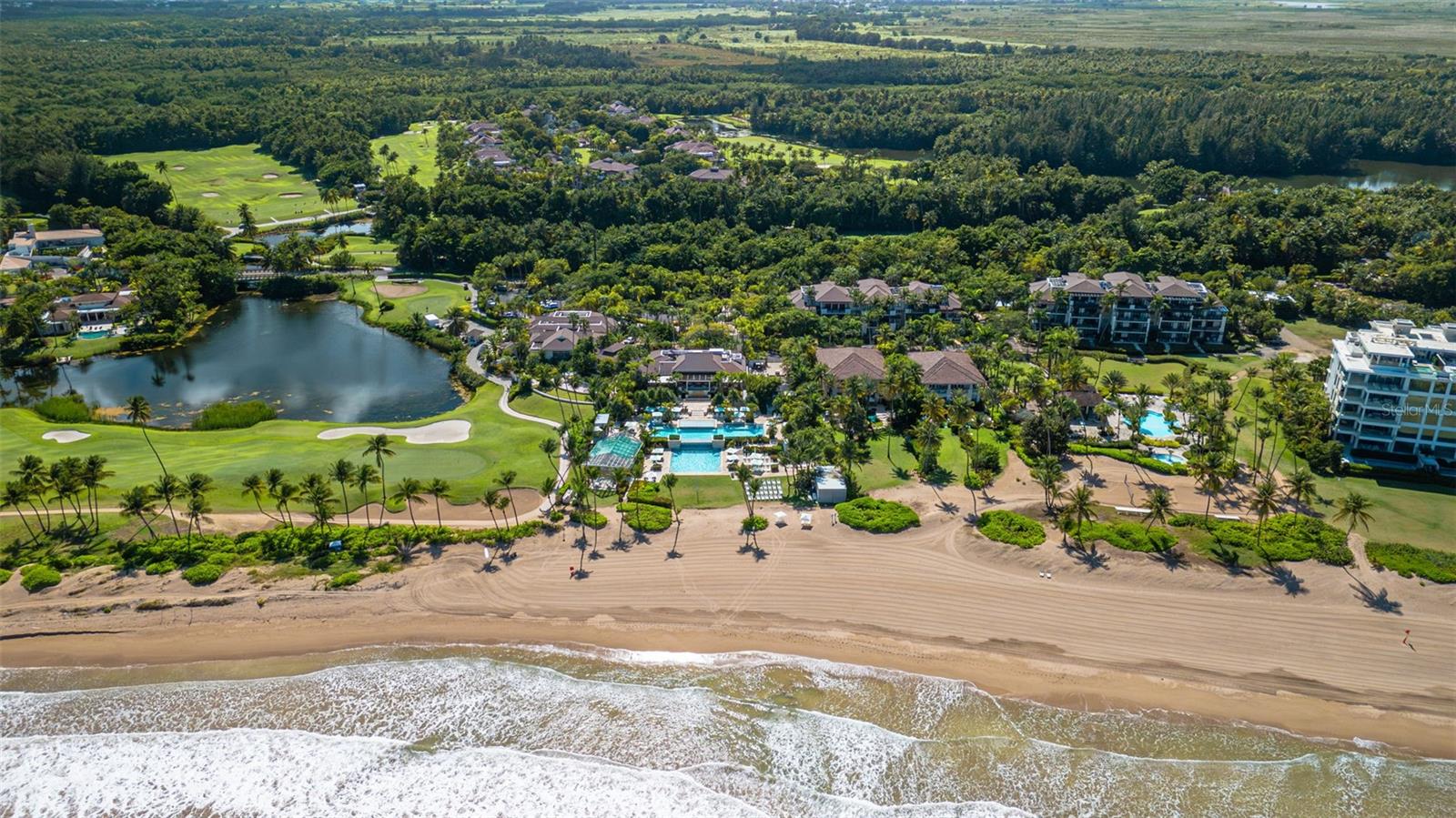 LAS VERANDAS BAHIA BEACH - Residential