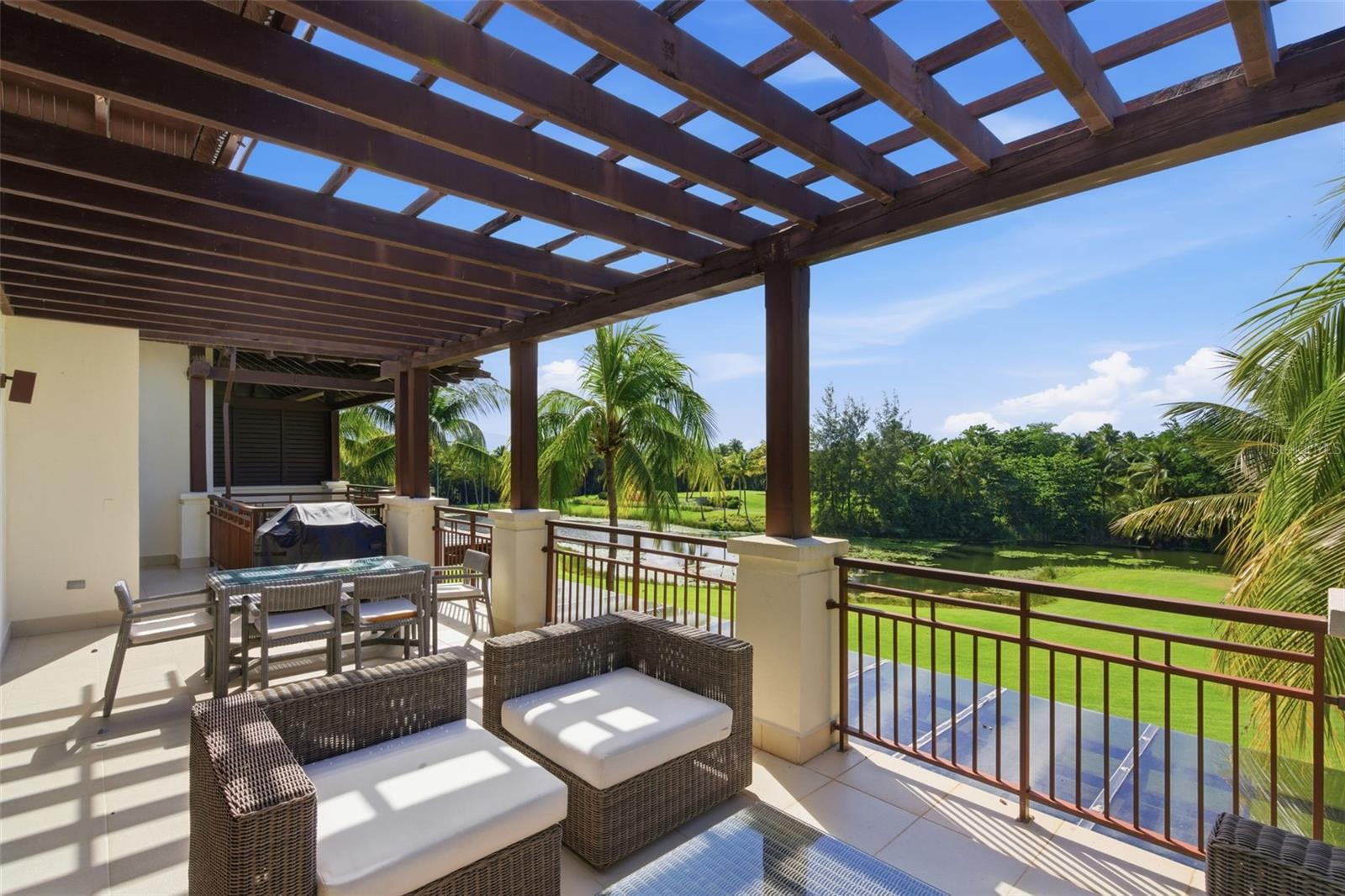 LAS VERANDAS BAHIA BEACH - Residential