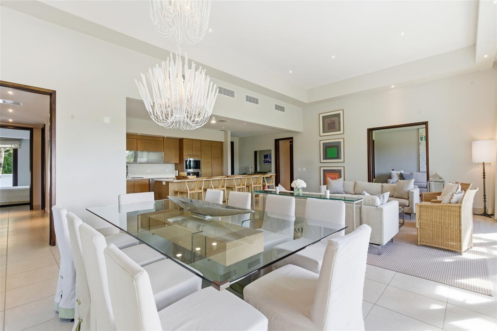 LAS VERANDAS BAHIA BEACH - Residential