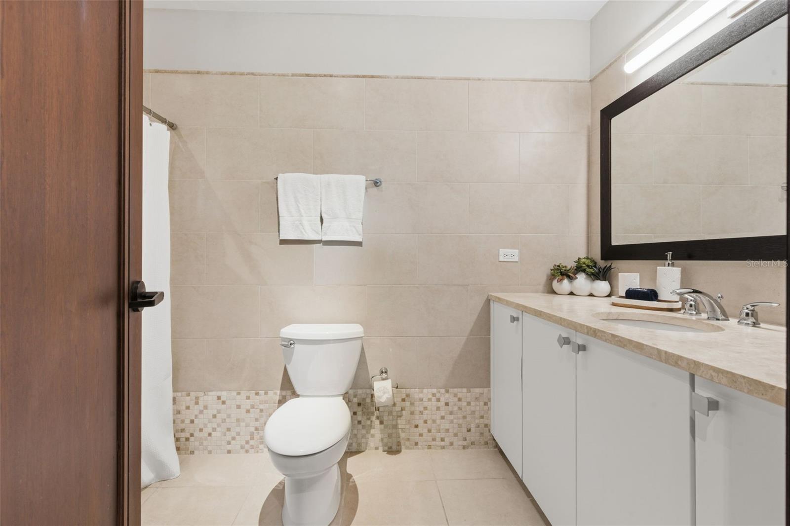 LAS VERANDAS BAHIA BEACH - Residential