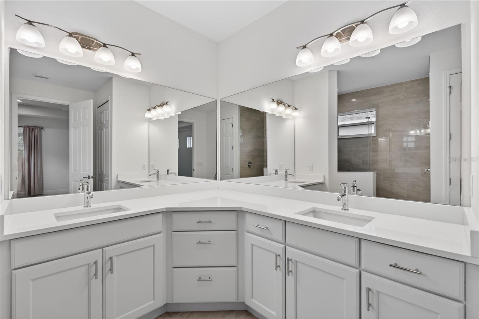 CROSSCREEK PH I SUBPH B & C - Residential