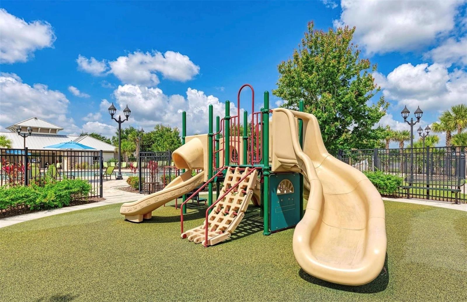 CROSSCREEK PH I SUBPH B & C - Residential