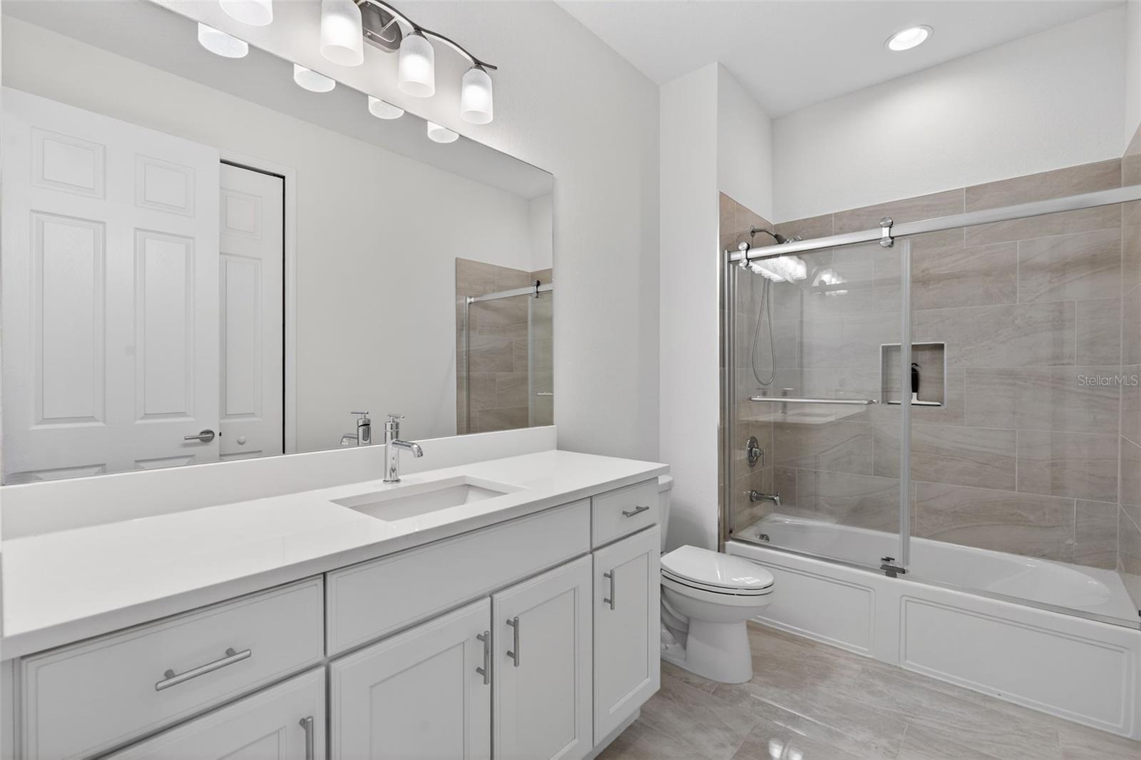 CROSSCREEK PH I SUBPH B & C - Residential