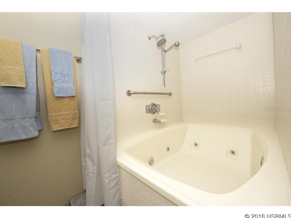 Seascape Towers - Residential