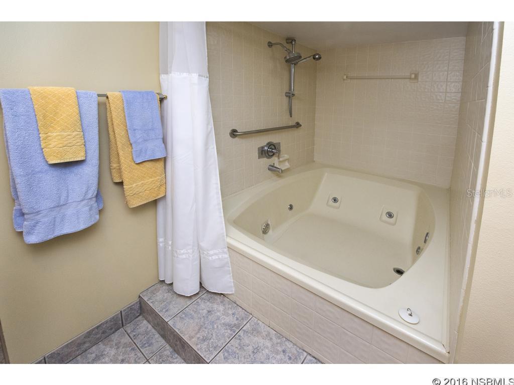 Seascape Towers - Residential