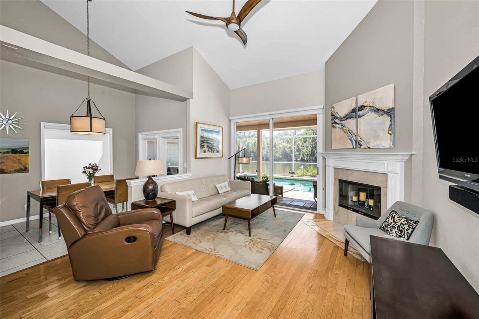 CROSS CREEK UNIT 1 - Residential