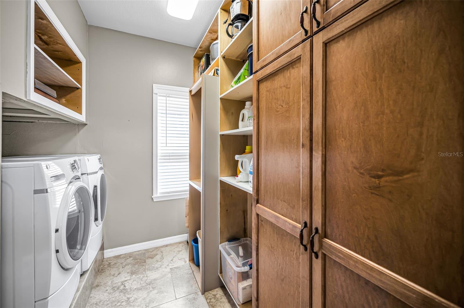 CROSS CREEK UNIT 1 - Residential