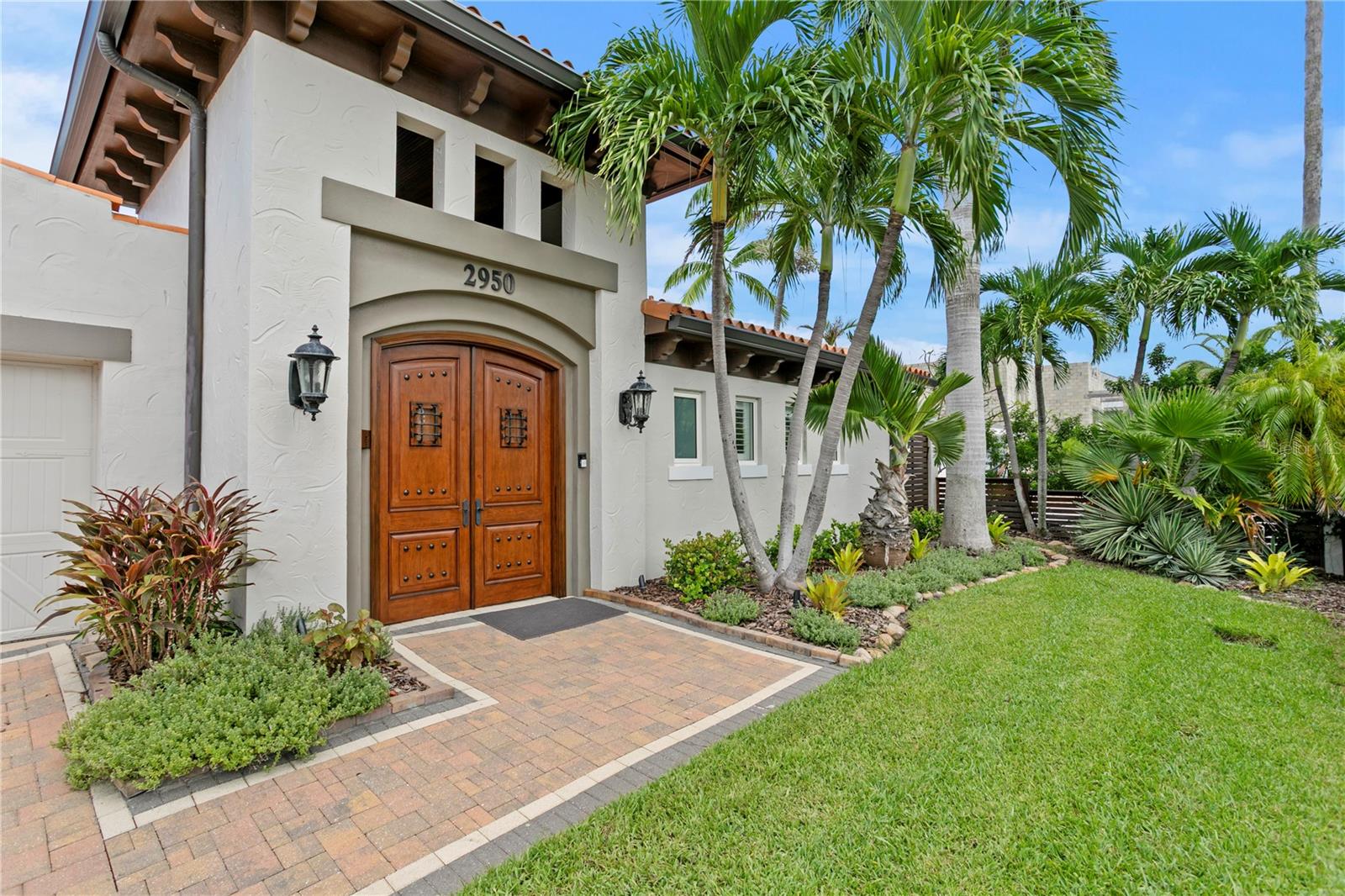 2950 ALTON DRIVE