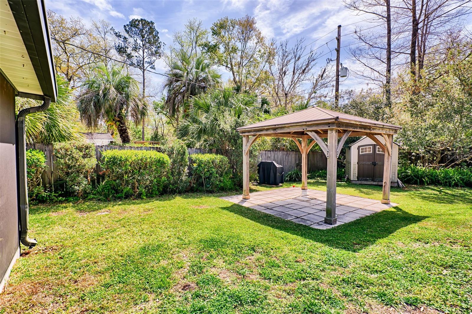4423 NW 13TH AVENUE