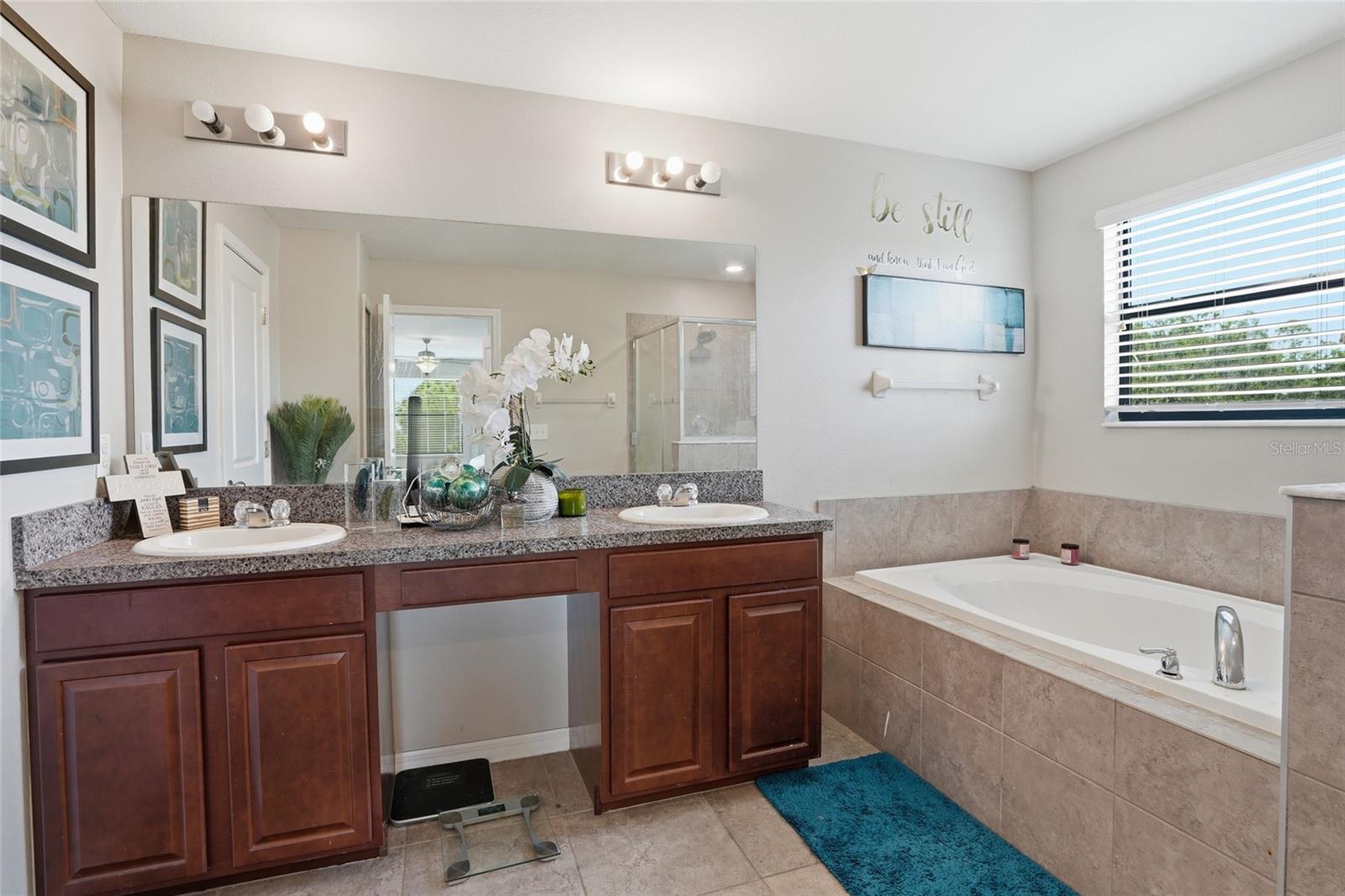 SILVERADO RANCH SUB - Residential