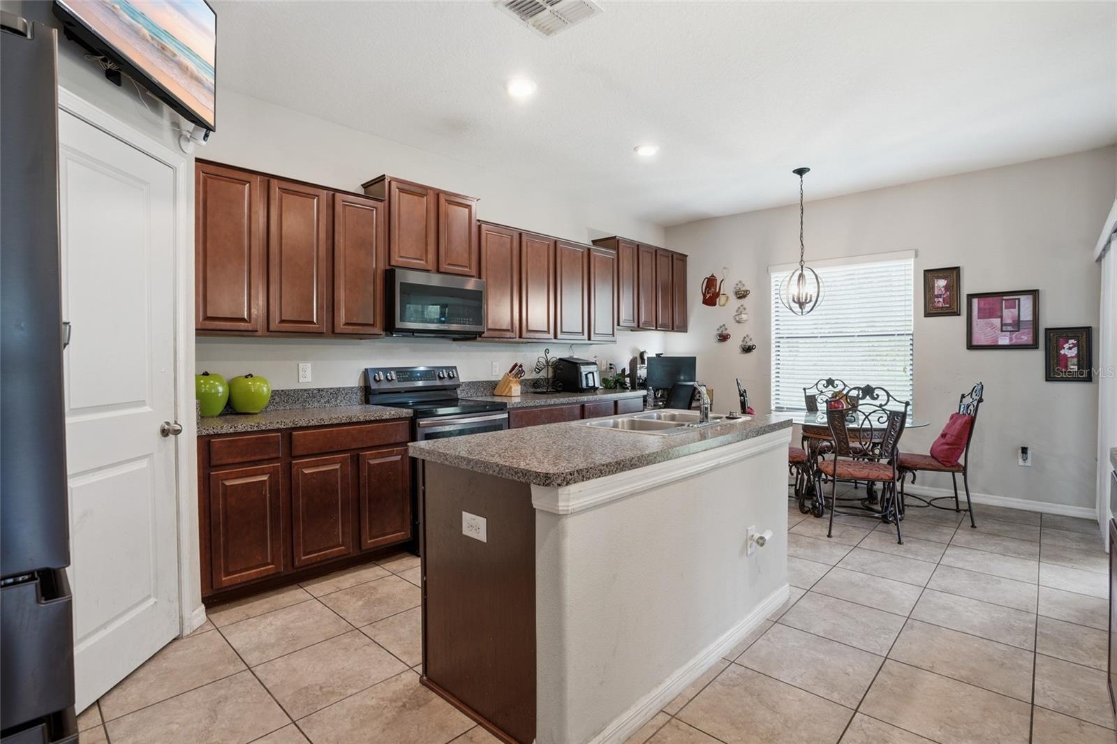 SILVERADO RANCH SUB - Residential