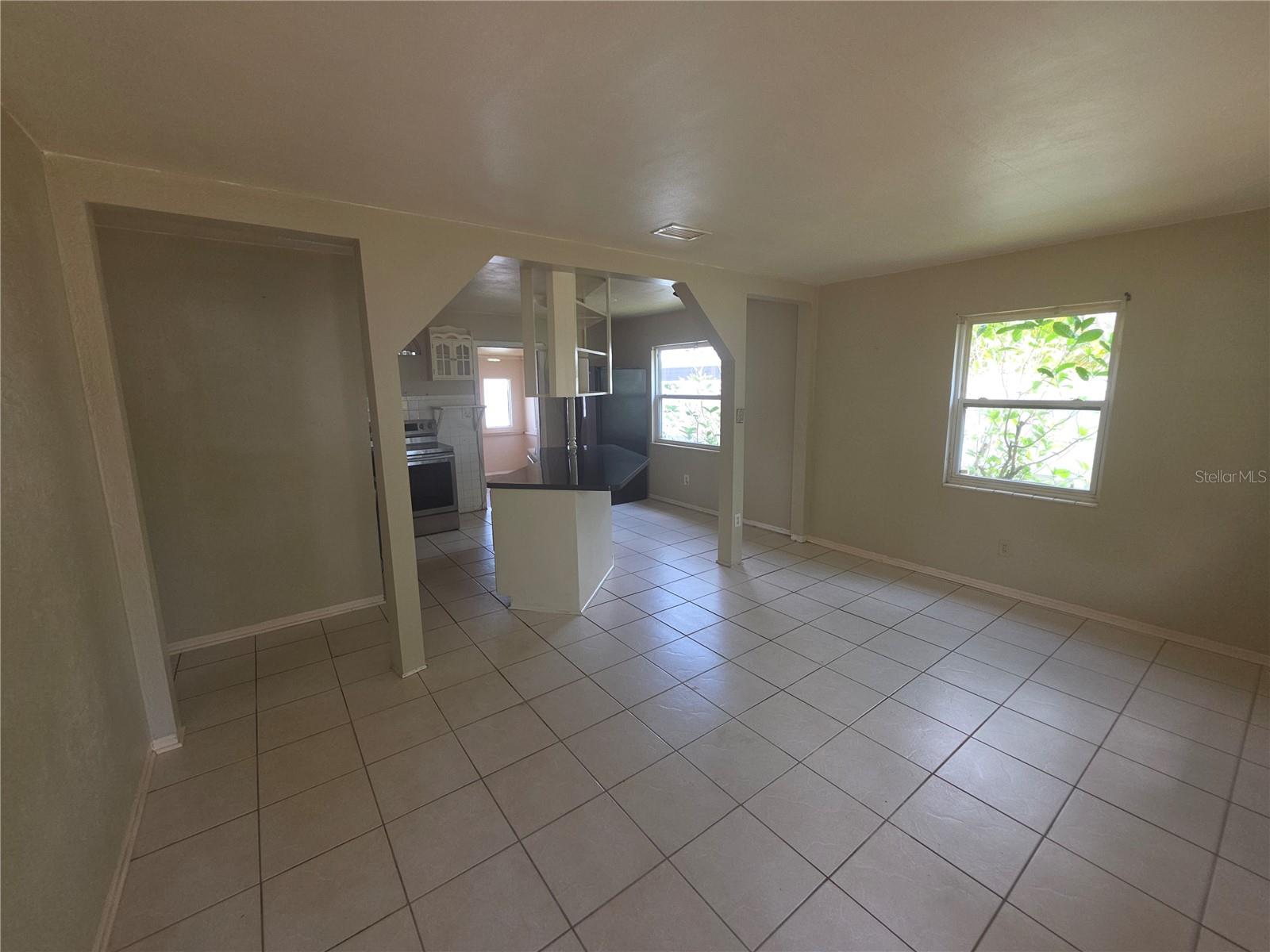 EUCLID MANOR - Residential