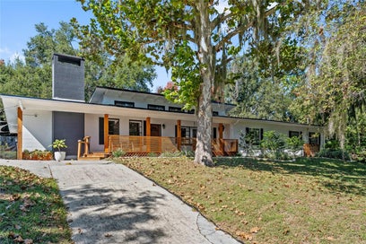 1467 HILLTOP DRIVE MOUNT DORA FL 32757