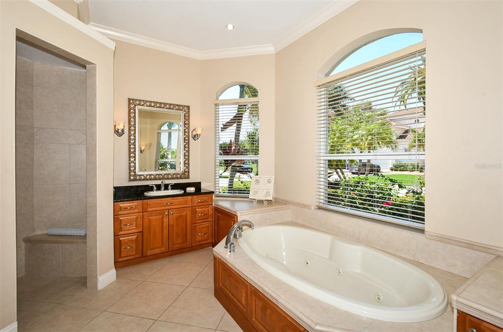 COUNTRY CLUB SHORES SEC 02 - Residential