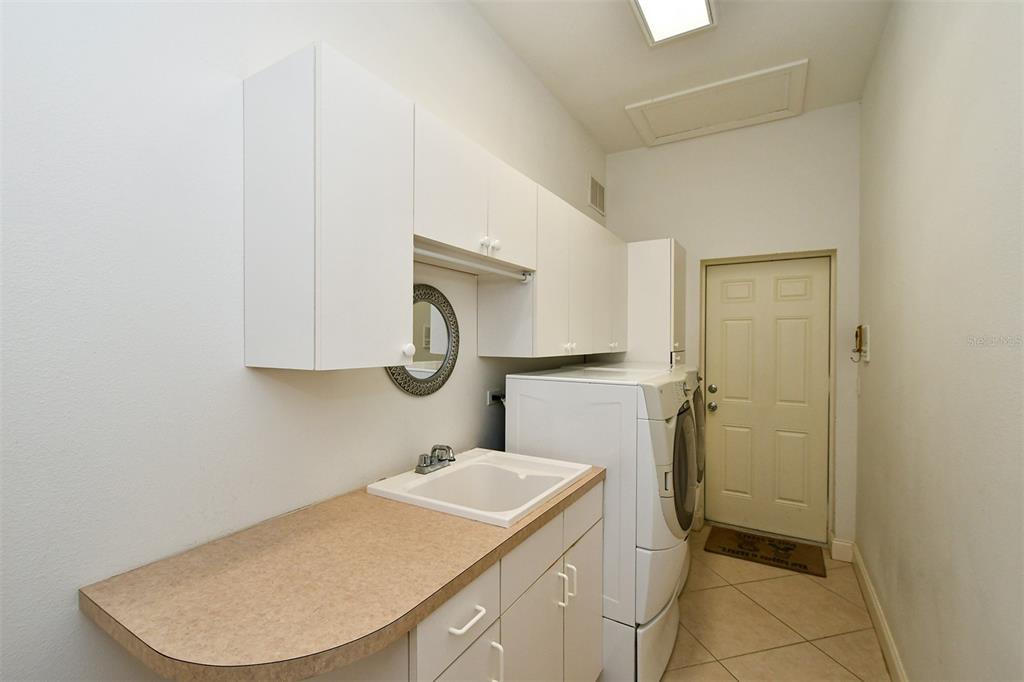 COUNTRY CLUB SHORES SEC 02 - Residential