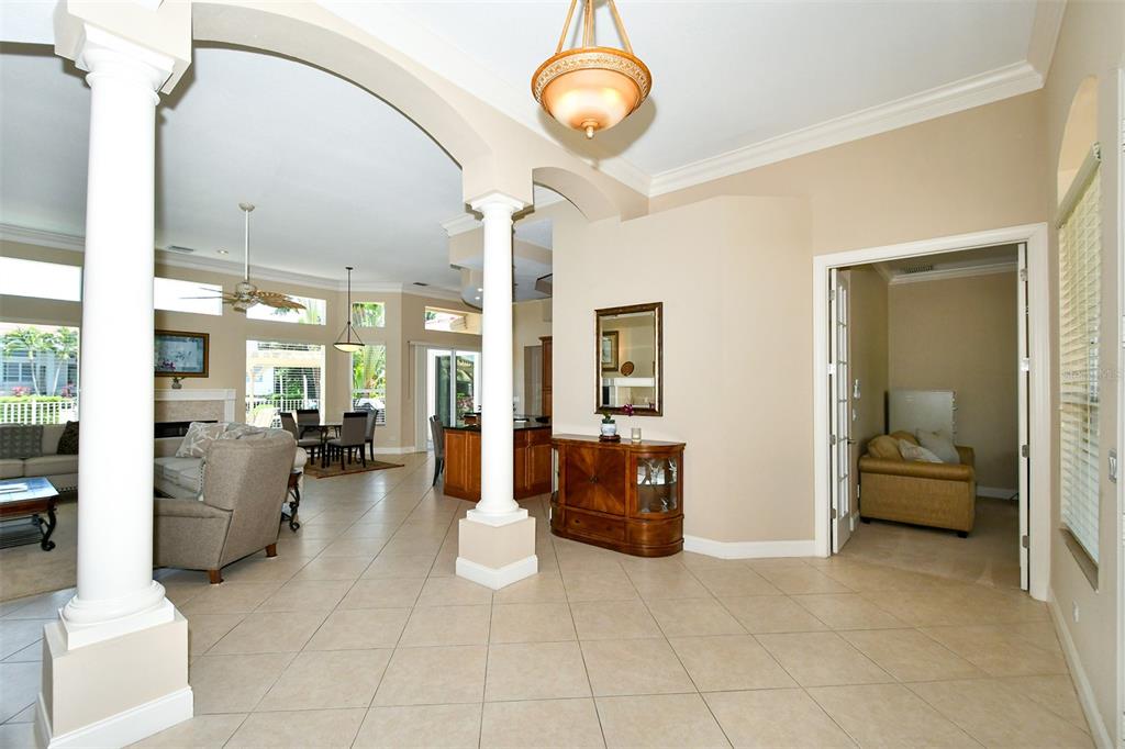 COUNTRY CLUB SHORES SEC 02 - Residential