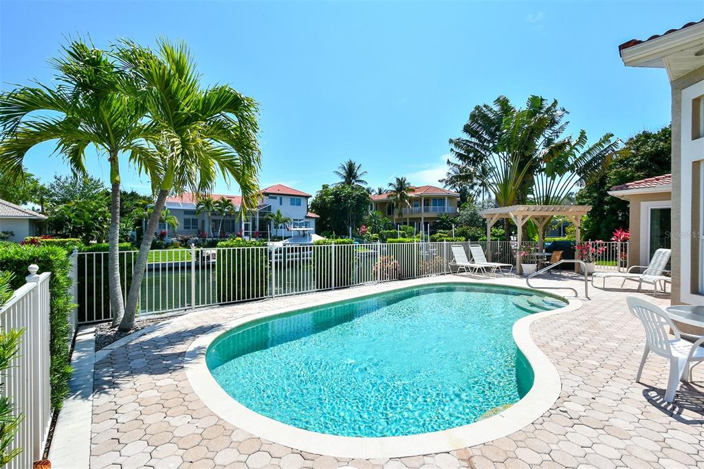 COUNTRY CLUB SHORES SEC 02 - Residential