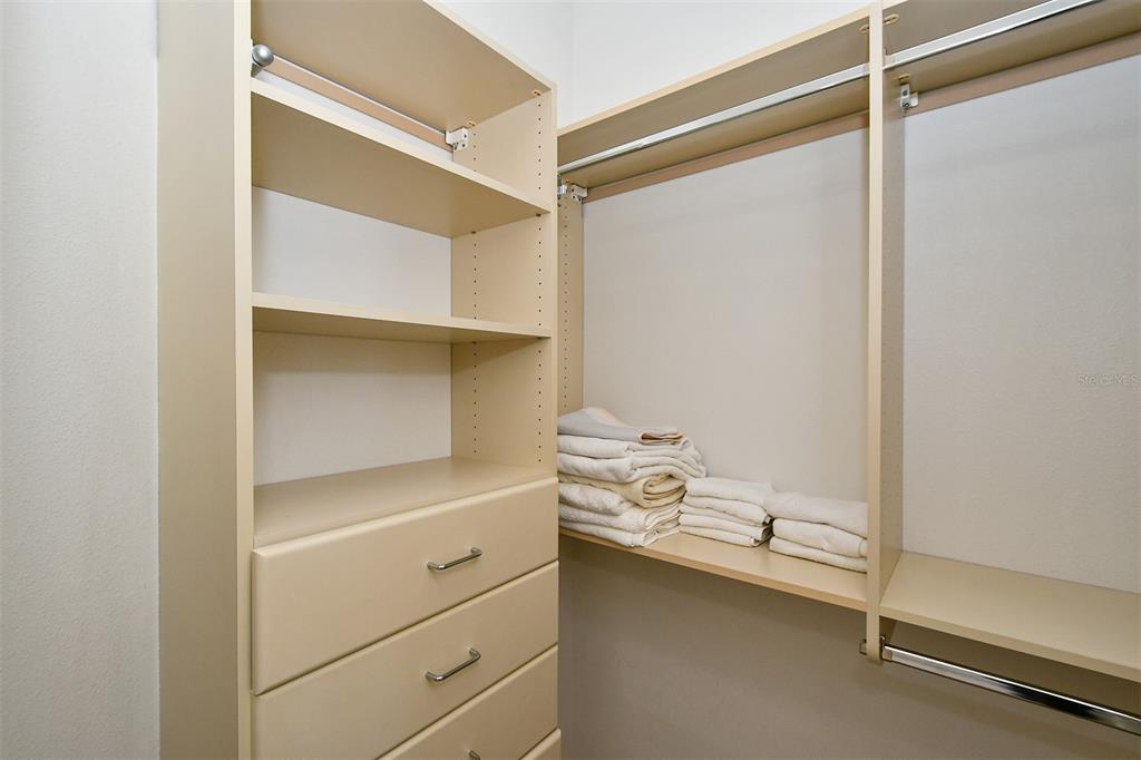 COUNTRY CLUB SHORES SEC 02 - Residential