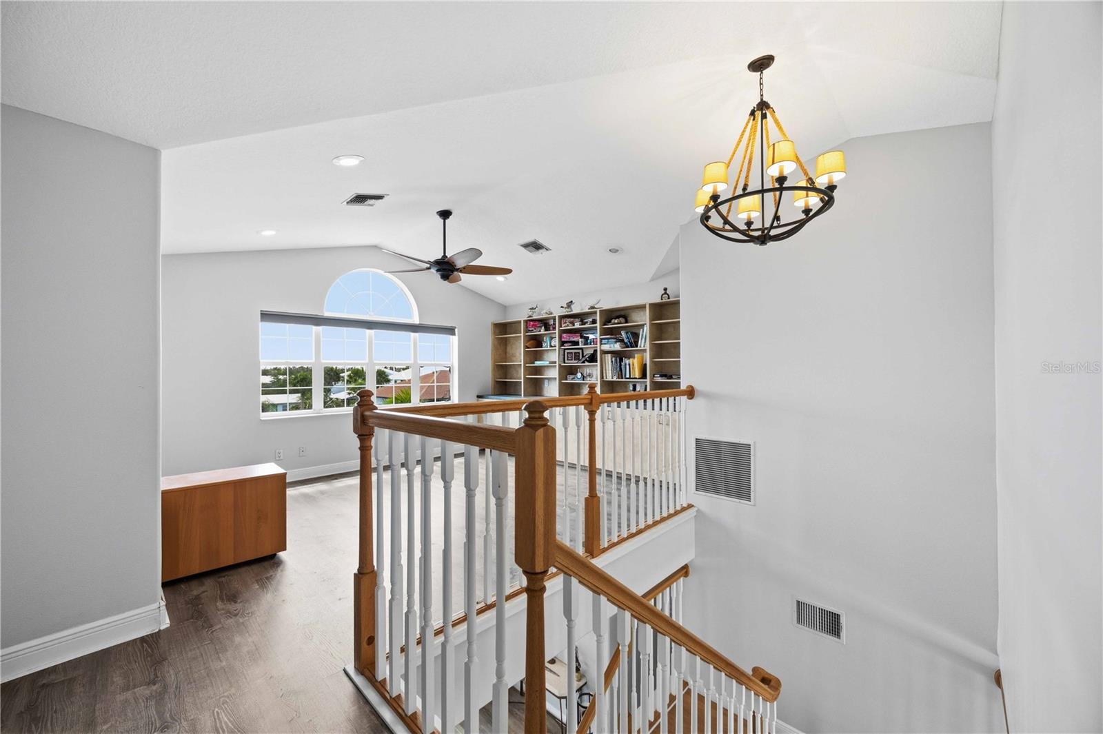 PALM POINT - Residential