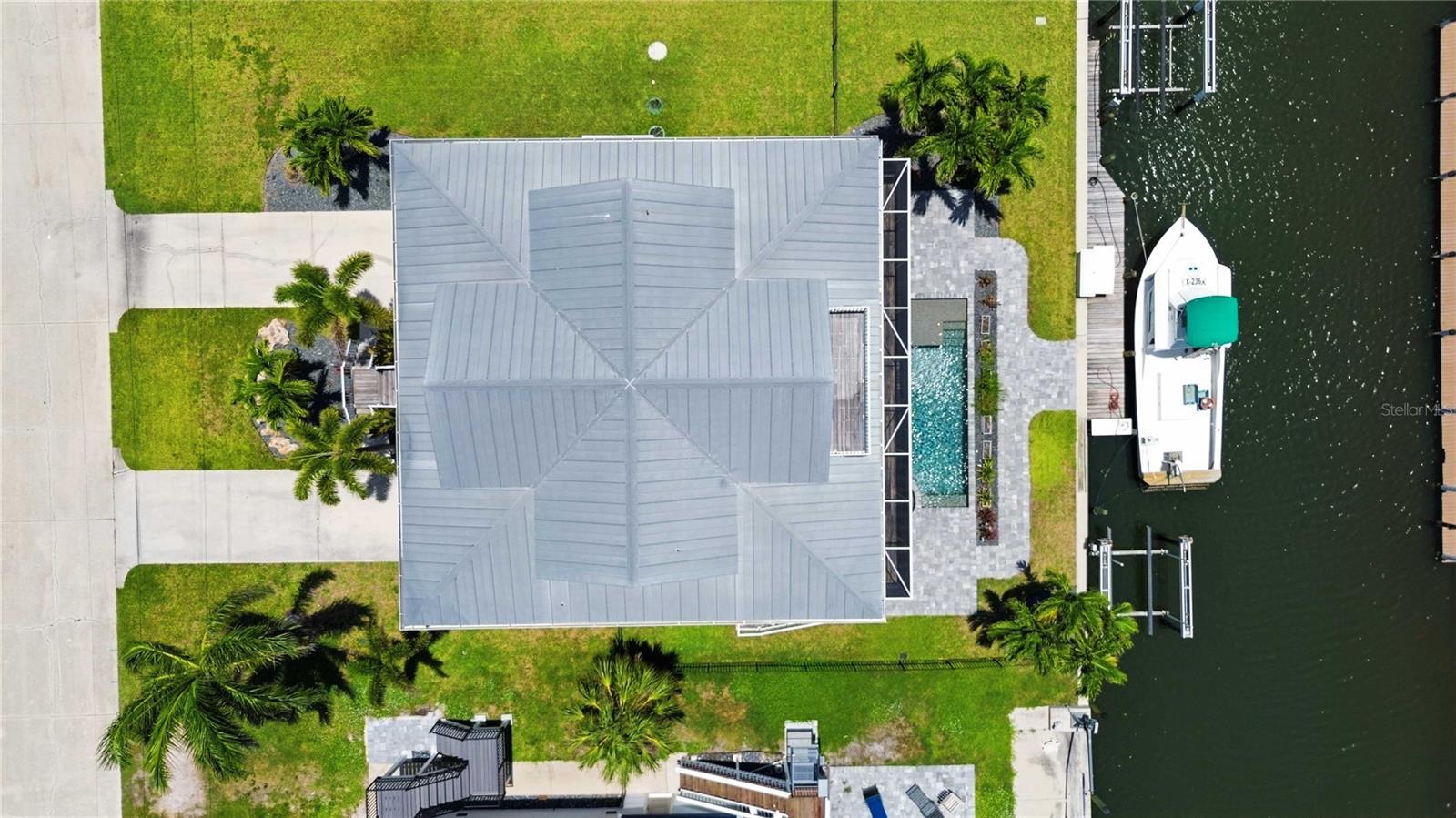 PALM POINT - Residential