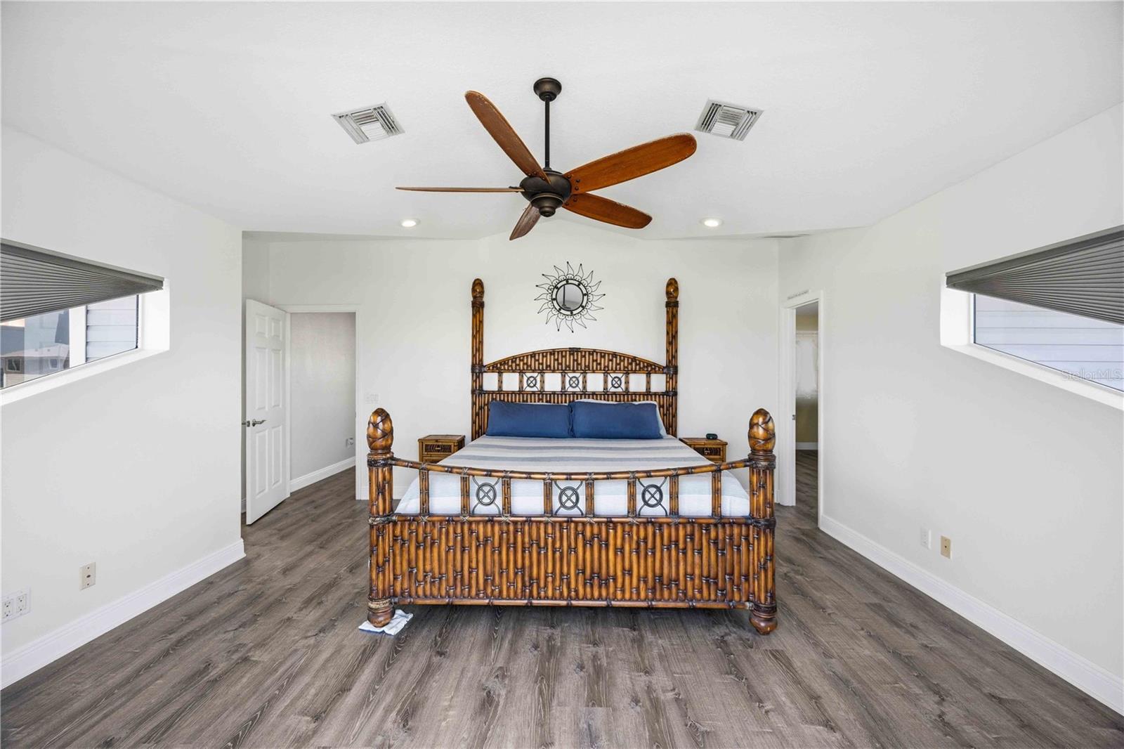 PALM POINT - Residential