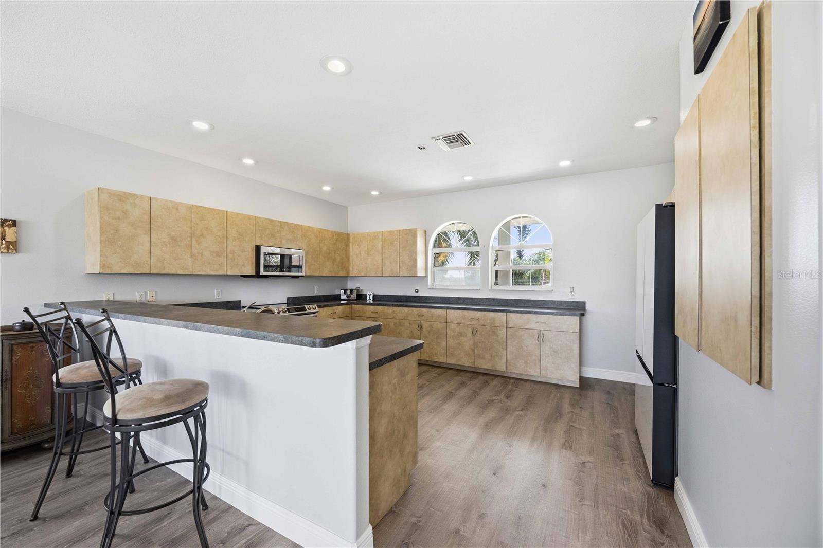 PALM POINT - Residential