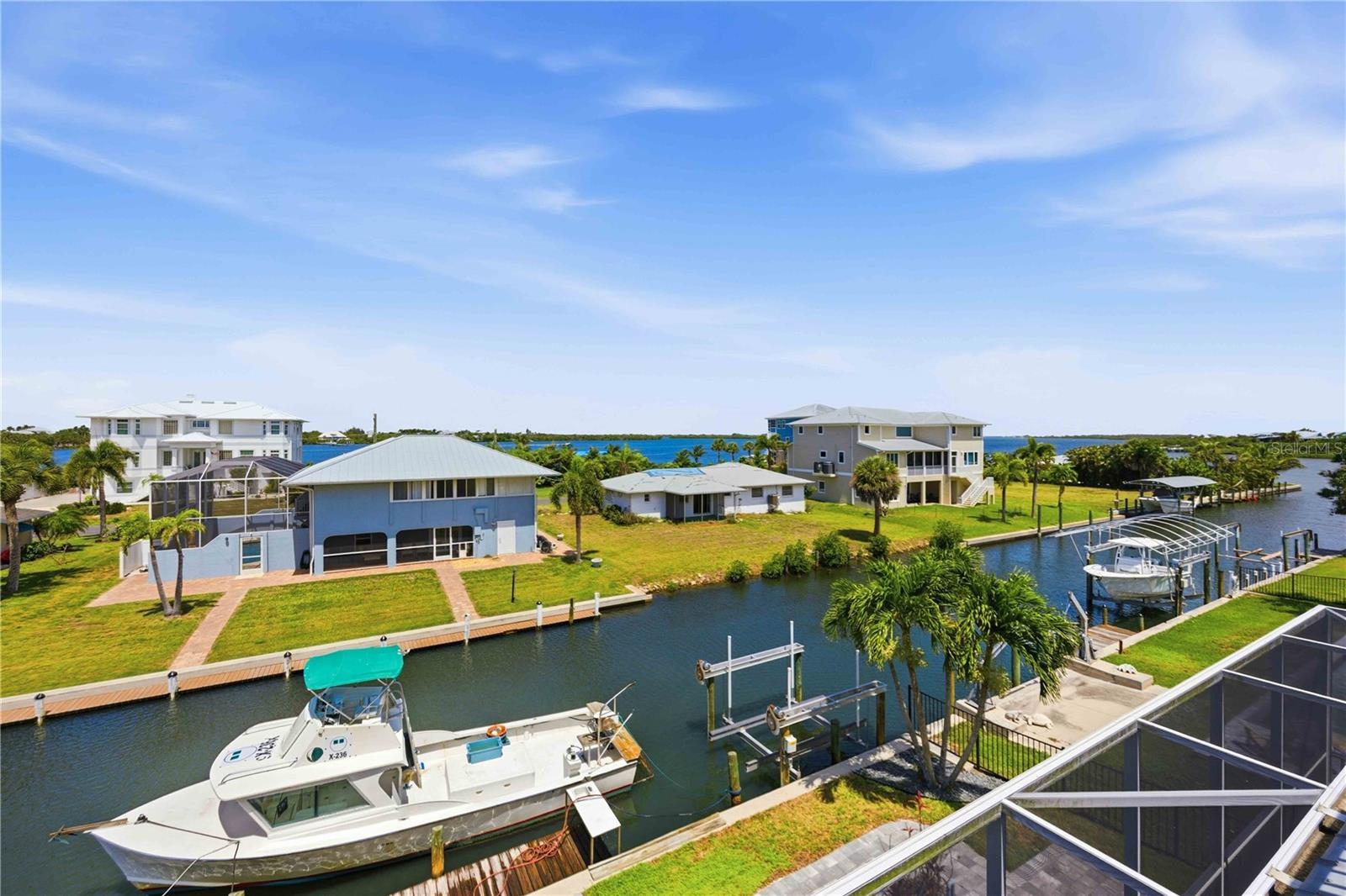 PALM POINT - Residential