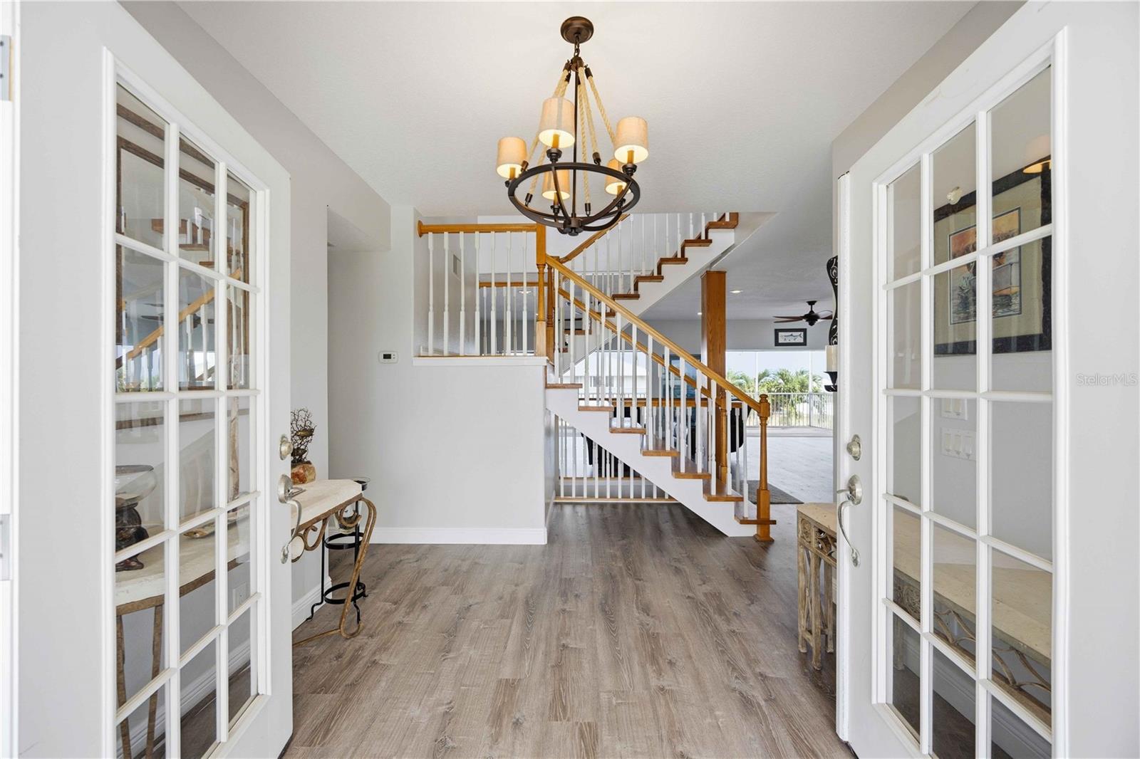 PALM POINT - Residential