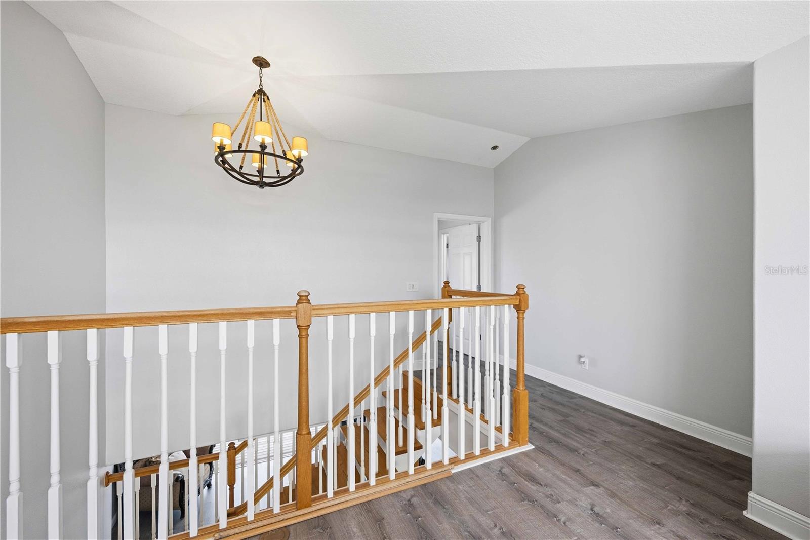 PALM POINT - Residential