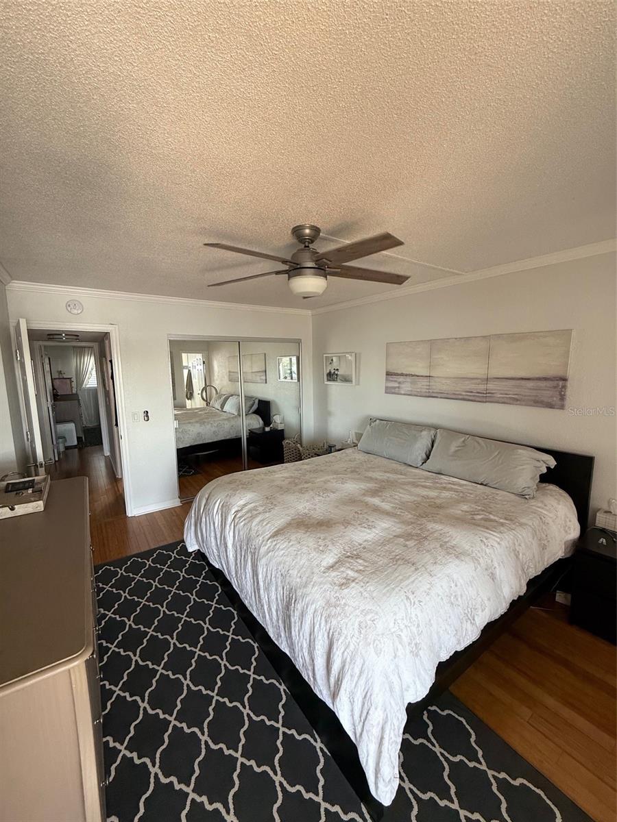 SHORE TOWERS BLDG - Residential Lease