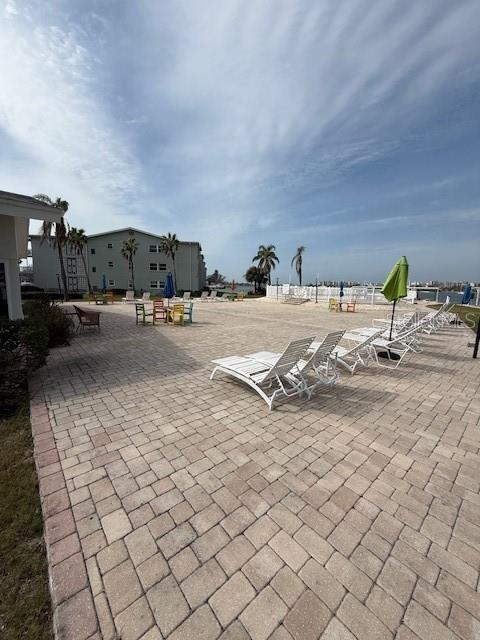 SHORE TOWERS BLDG - Residential Lease