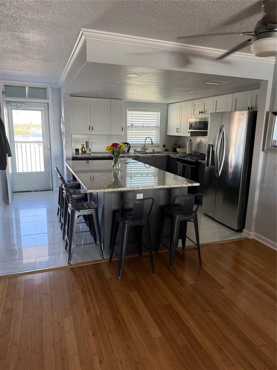 SHORE TOWERS BLDG - Residential Lease