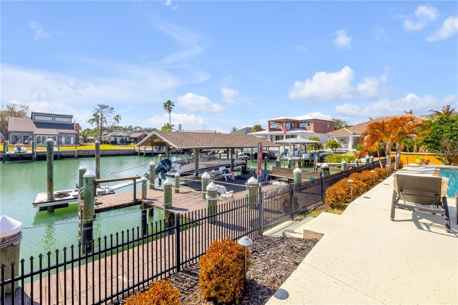 VENEZIA UNIT 06 - Residential