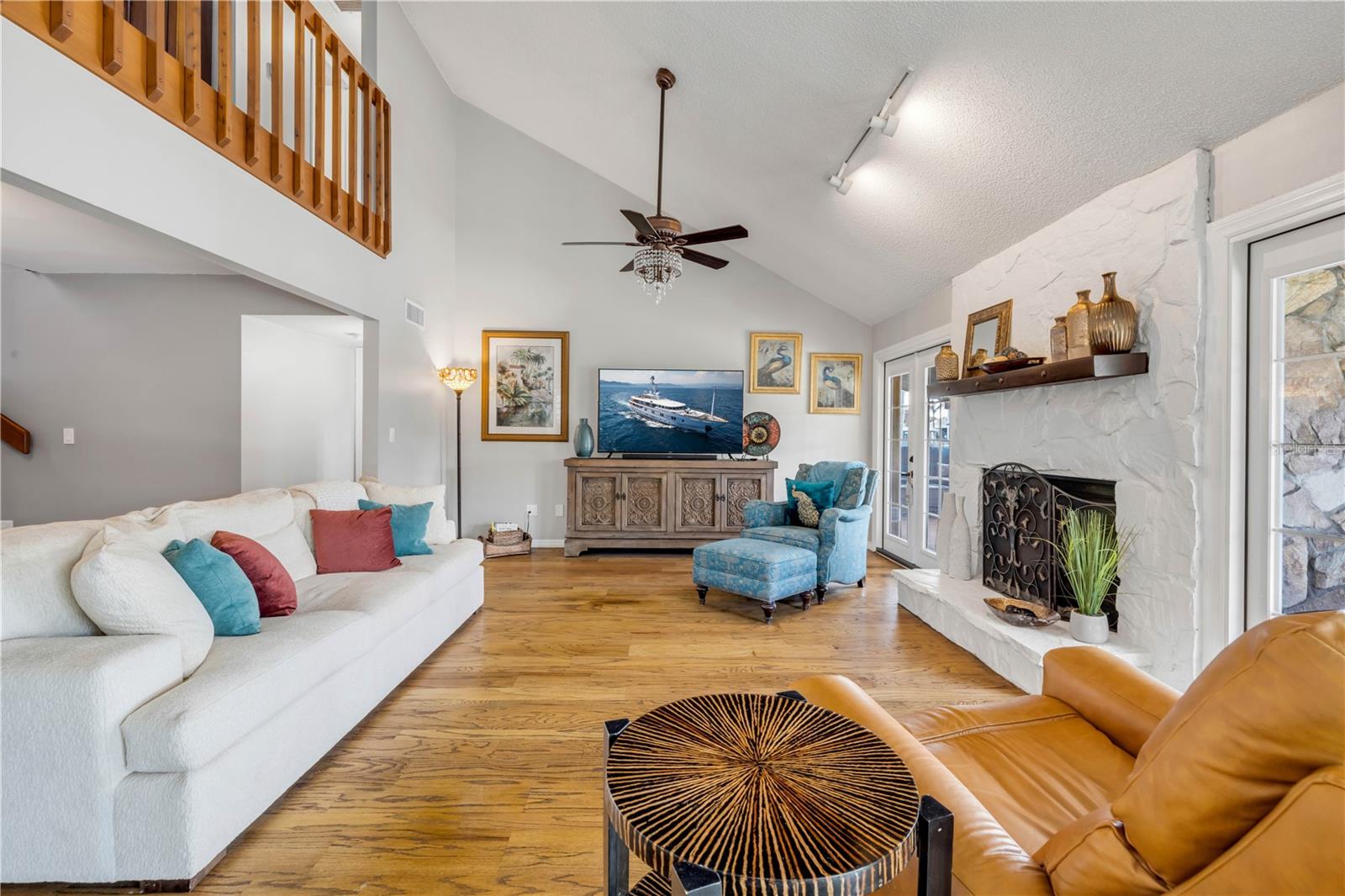 VENEZIA UNIT 06 - Residential